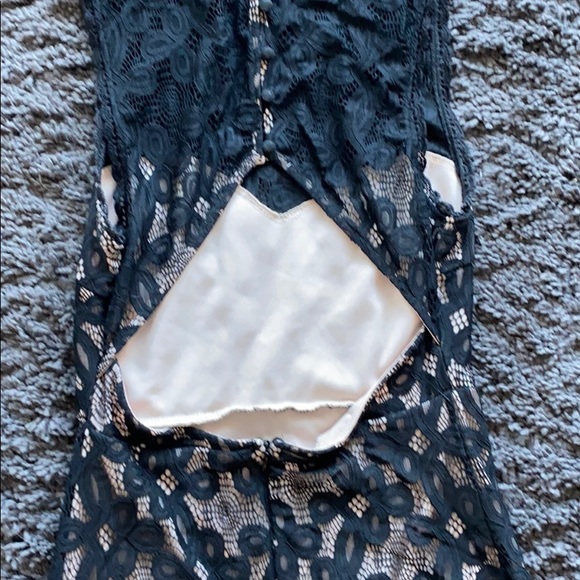 Black Lace Dress from Forever 21 - Picture 6 of 9